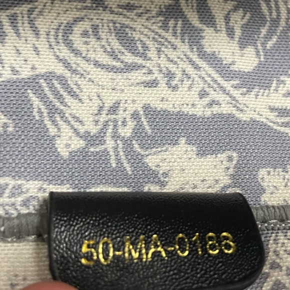 CHRISTIAN DIOR Canvas Embroidered Large Dioriviera Toile De Jouy Blue Book Tote - Picture 14 of 16